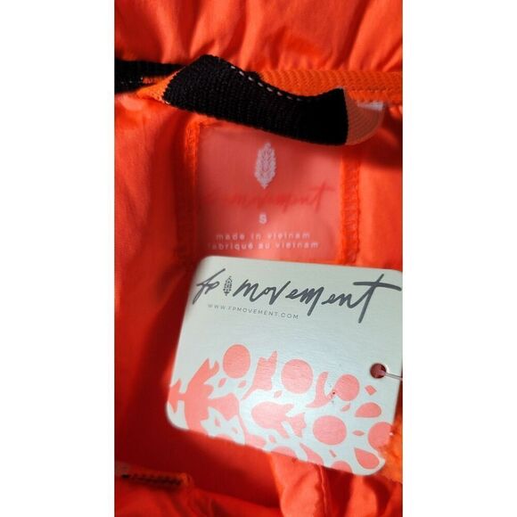 NWT - Free People Movement Journey Ahead 1/2 Closure Jacket - Size S - Picture 10 of 13